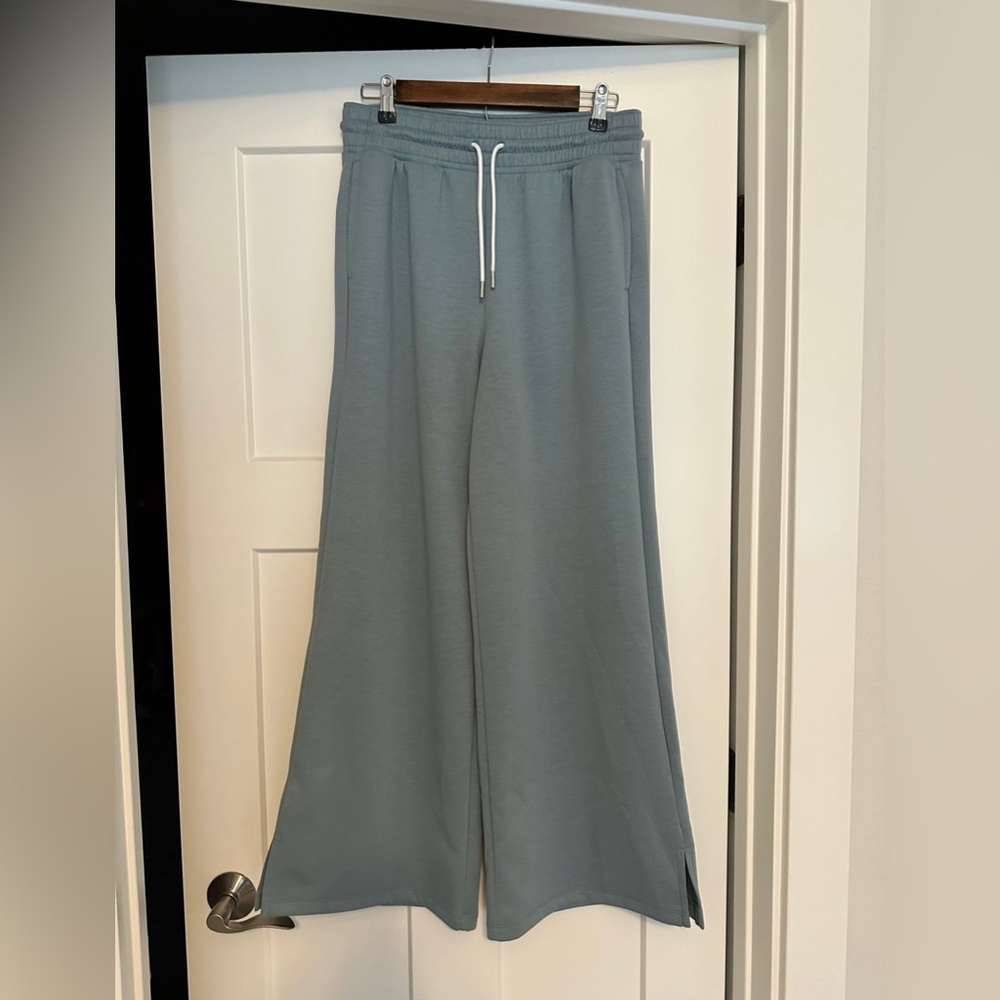 Zenana wide leg Lounge Pants Medium